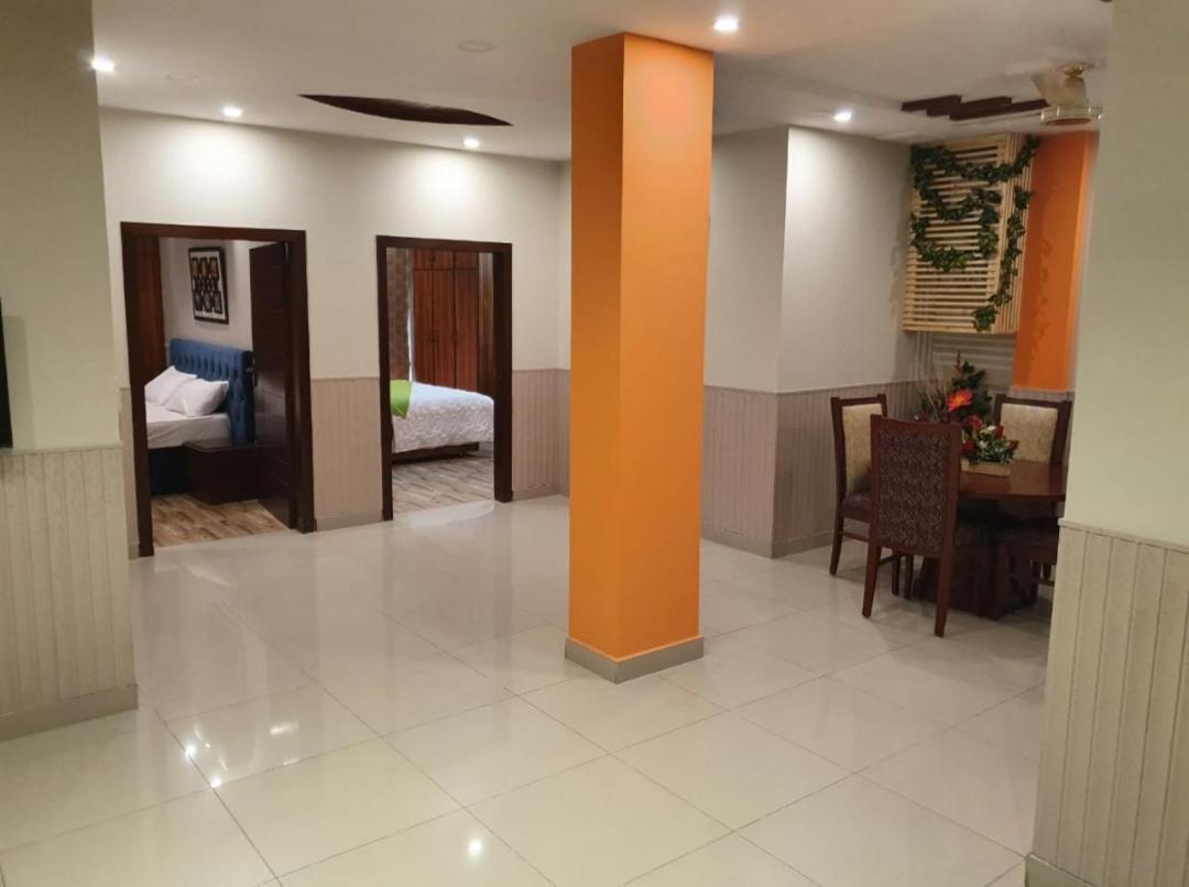 Hak Mall Suites And Apartments Равалпинди Екстериор снимка